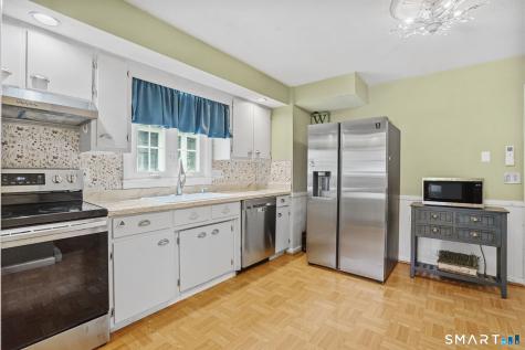 174 Hopkins Place Longmeadow MA 01106