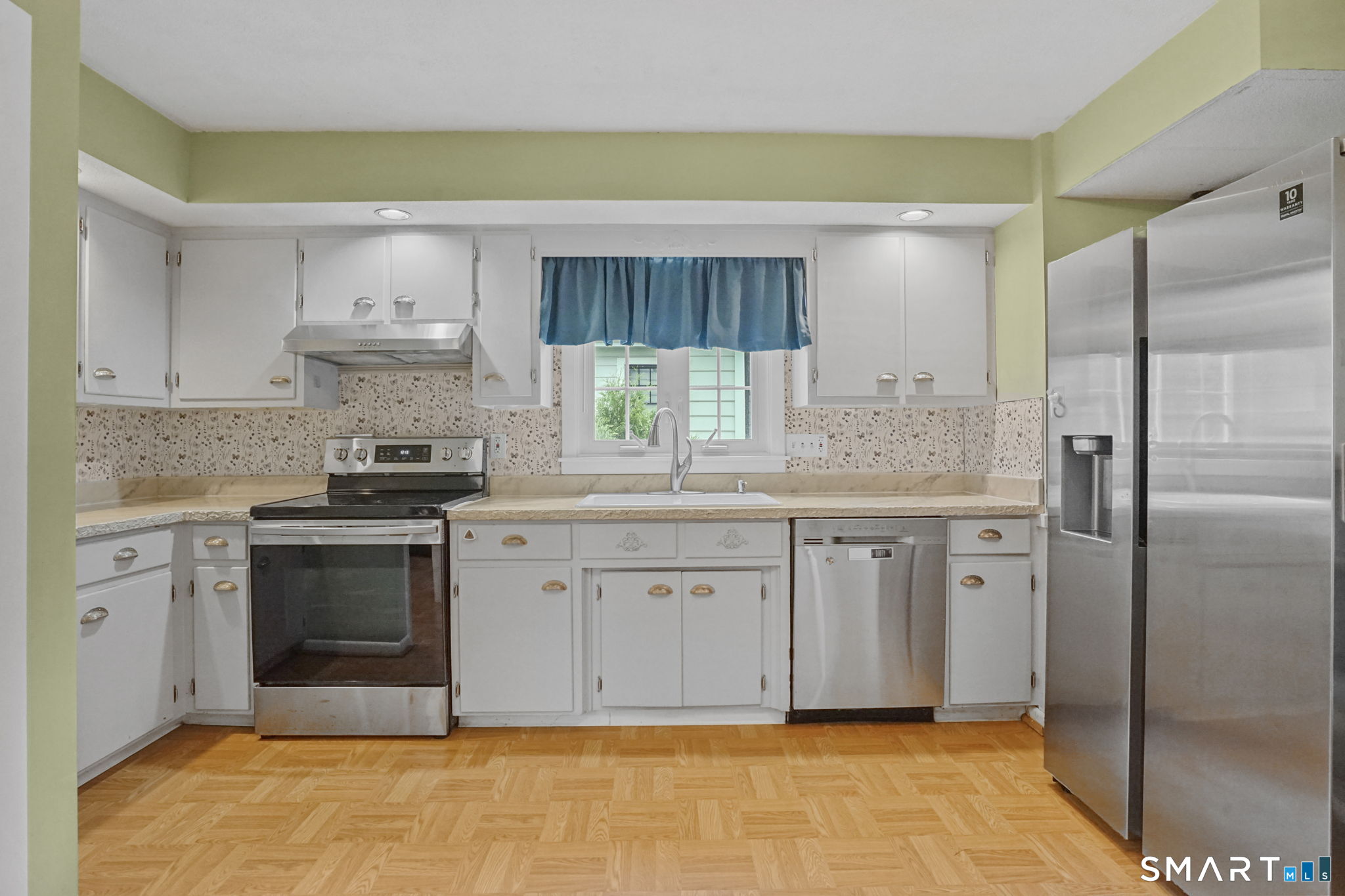 174 Hopkins Place Longmeadow MA 01106