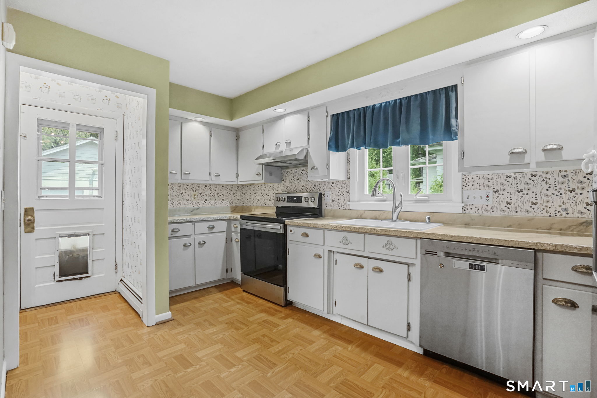 174 Hopkins Place Longmeadow MA 01106