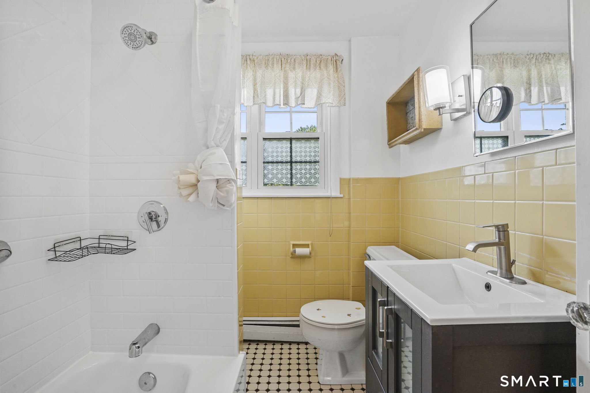 174 Hopkins Place Longmeadow MA 01106