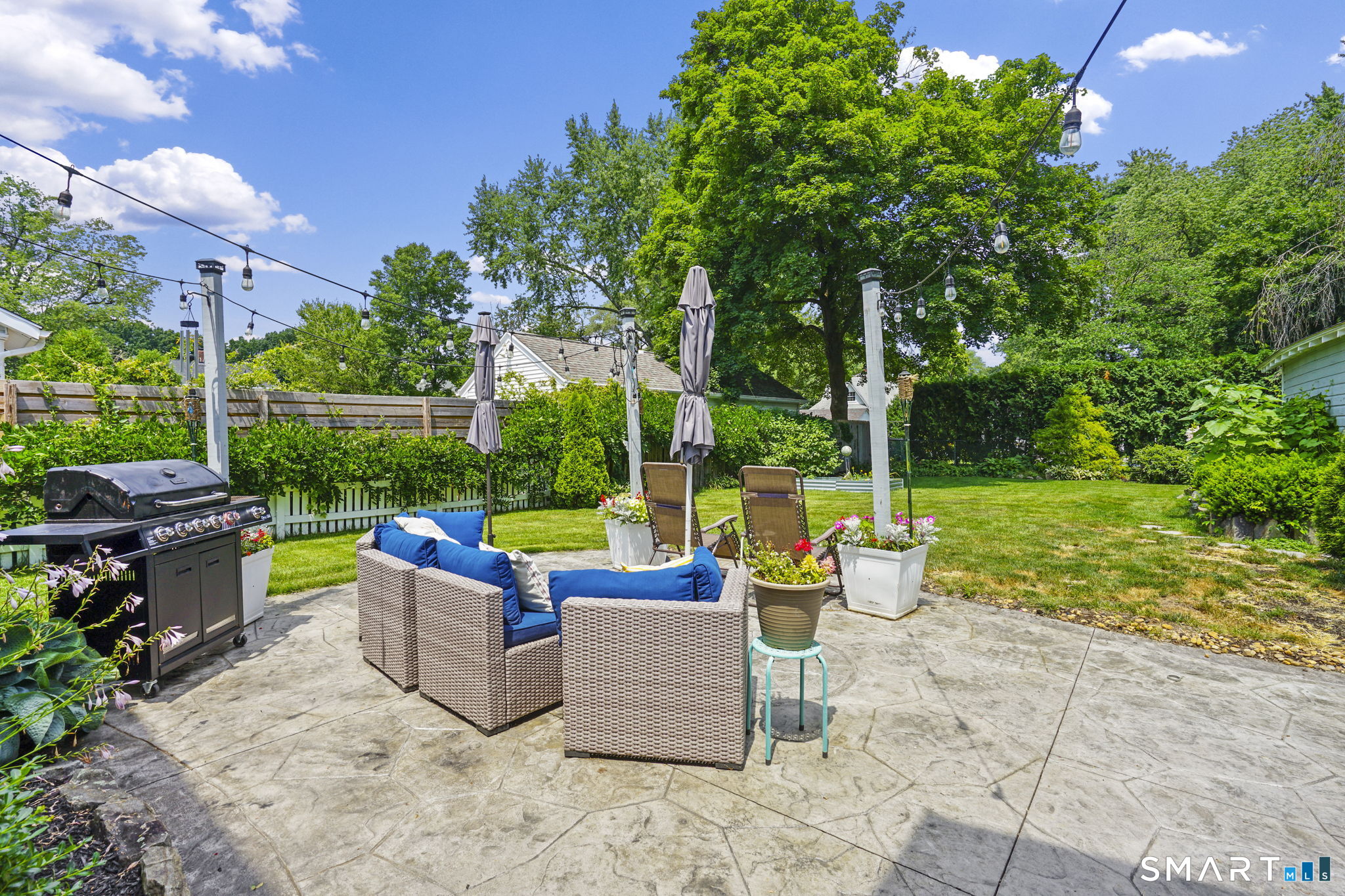 174 Hopkins Place Longmeadow MA 01106
