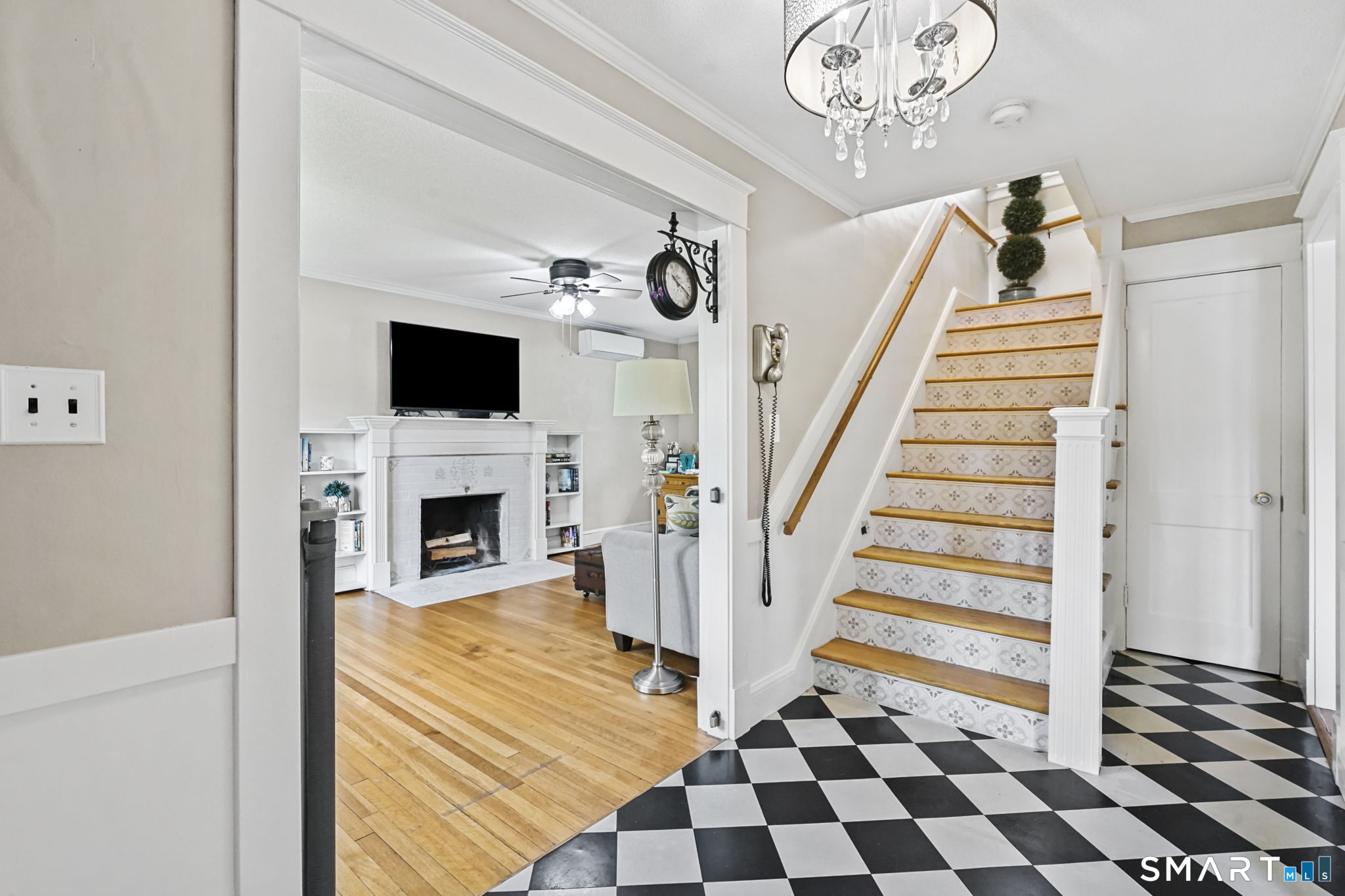 174 Hopkins Place Longmeadow MA 01106