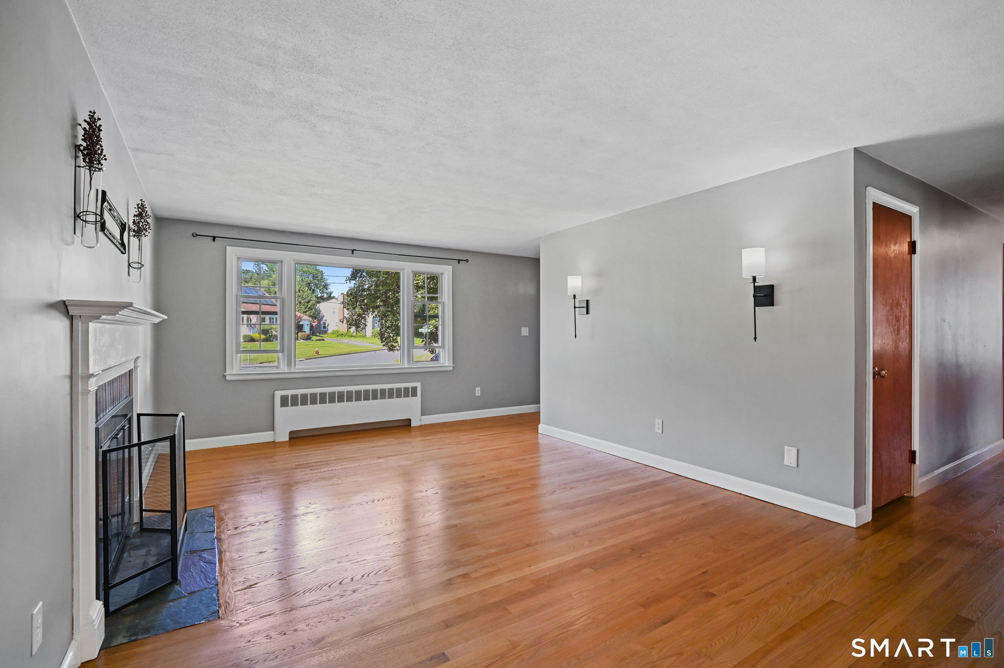 95 Montclair Drive East Hartford CT 06118