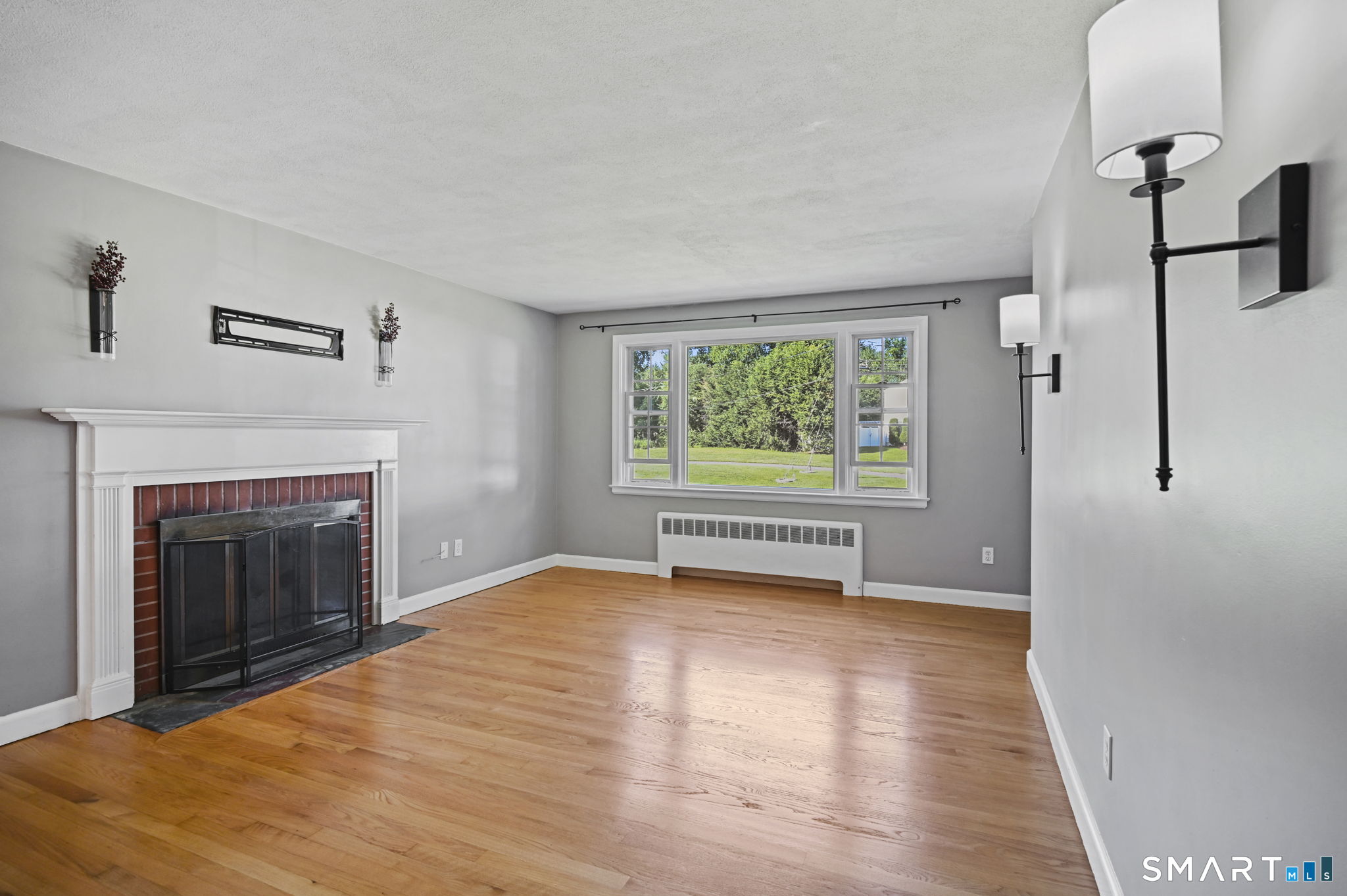 95 Montclair Drive East Hartford CT 06118