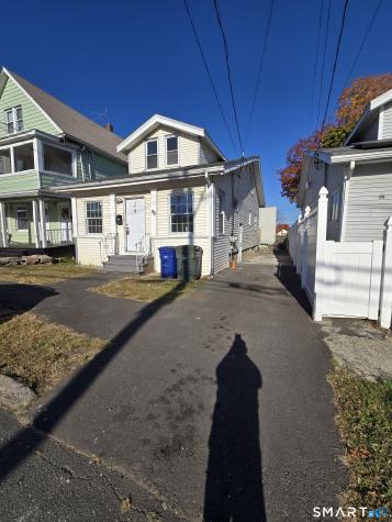 98 Cowles Street Bridgeport CT 06607