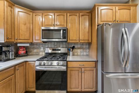 9 Hilltop View Lane New Milford CT 06776