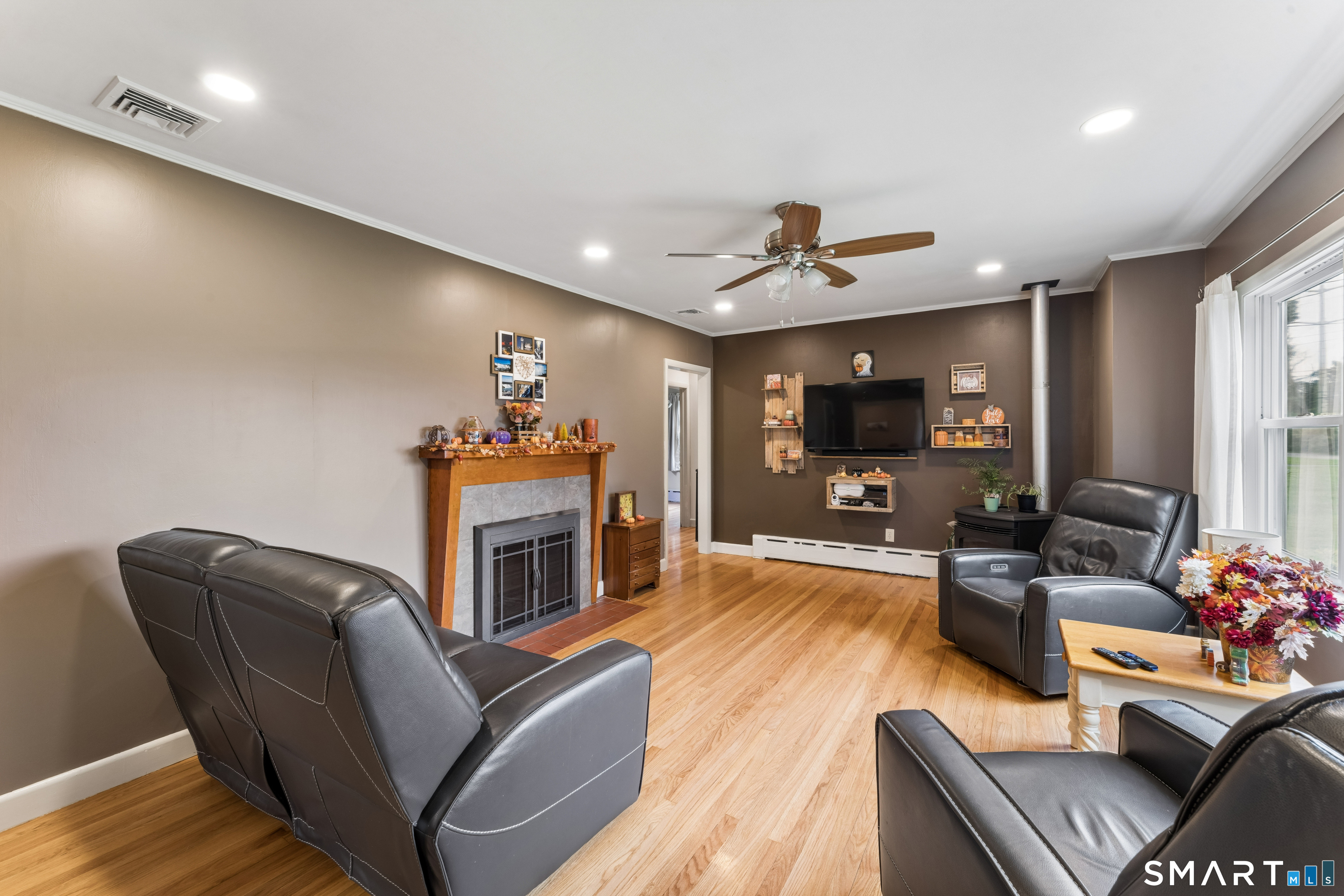 9 Hilltop View Lane New Milford CT 06776