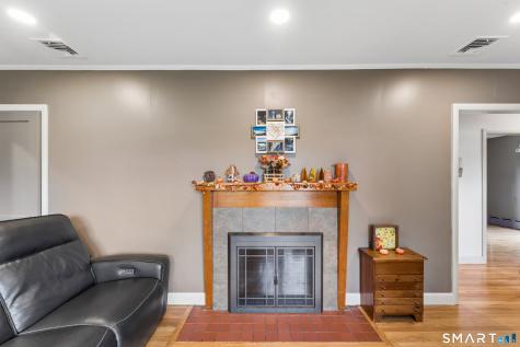 9 Hilltop View Lane New Milford CT 06776