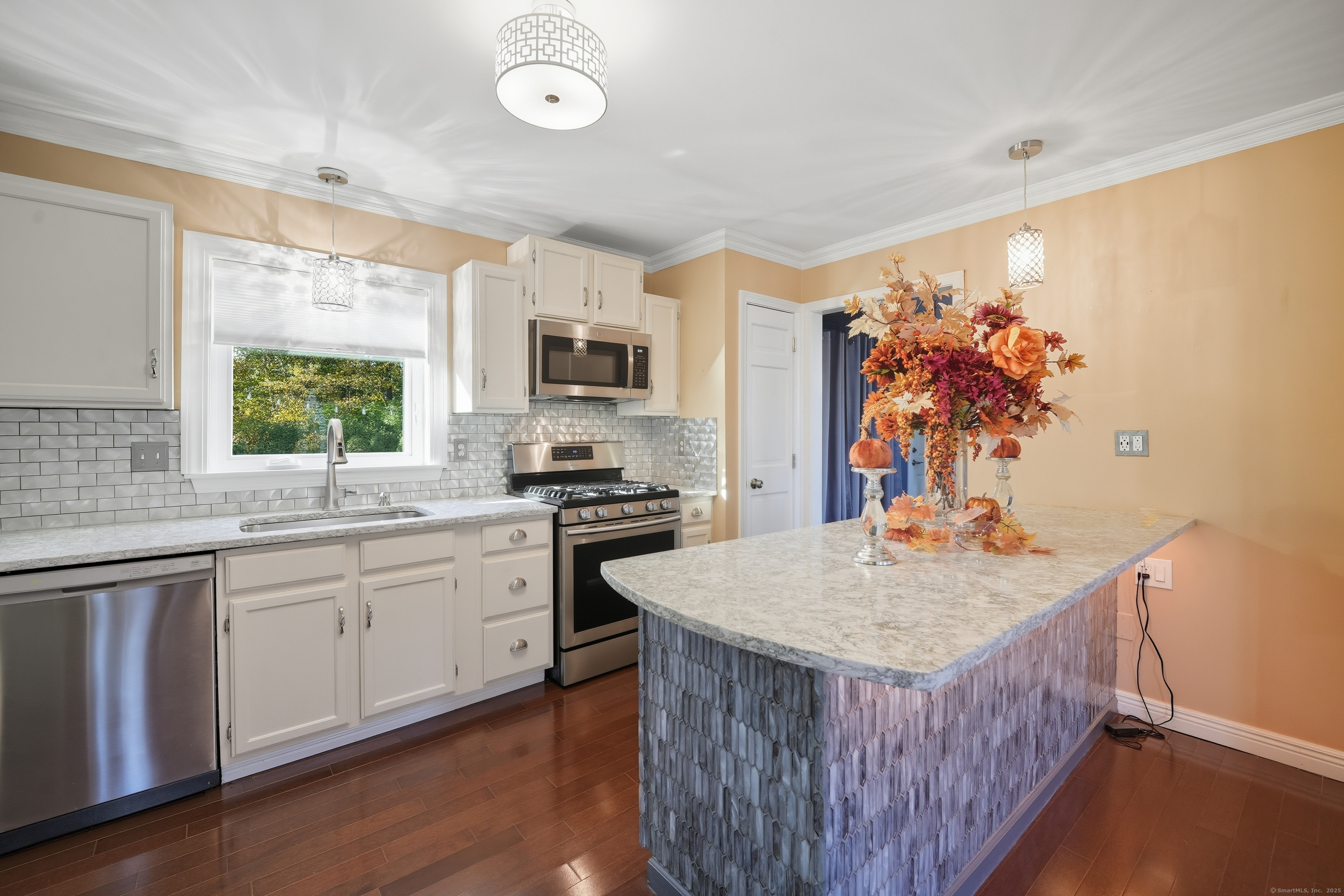 53 Kimberly Drive Enfield CT 06082