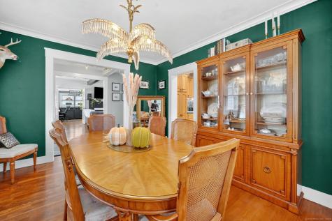 152 Main Street East Hampton CT 06424