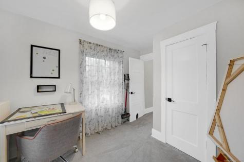 152 Main Street East Hampton CT 06424