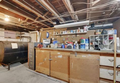 152 Main Street East Hampton CT 06424