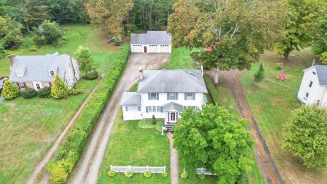 152 Main Street East Hampton CT 06424