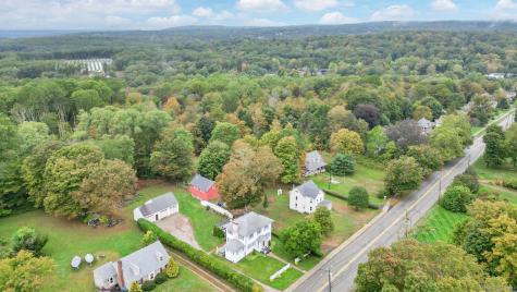 152 Main Street East Hampton CT 06424