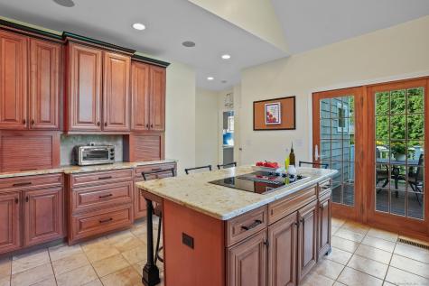 17 Candlewood Heights New Milford CT 06776