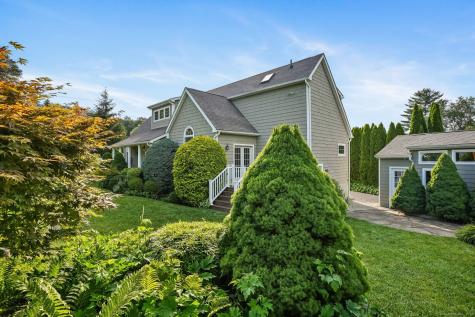 17 Candlewood Heights New Milford CT 06776