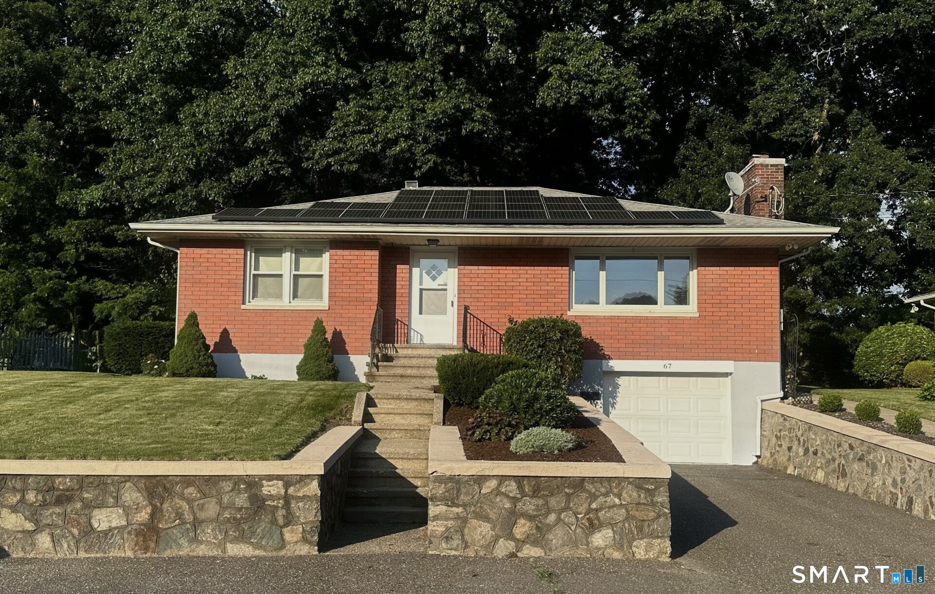 67 Phyllis Avenue Waterbury CT 06708