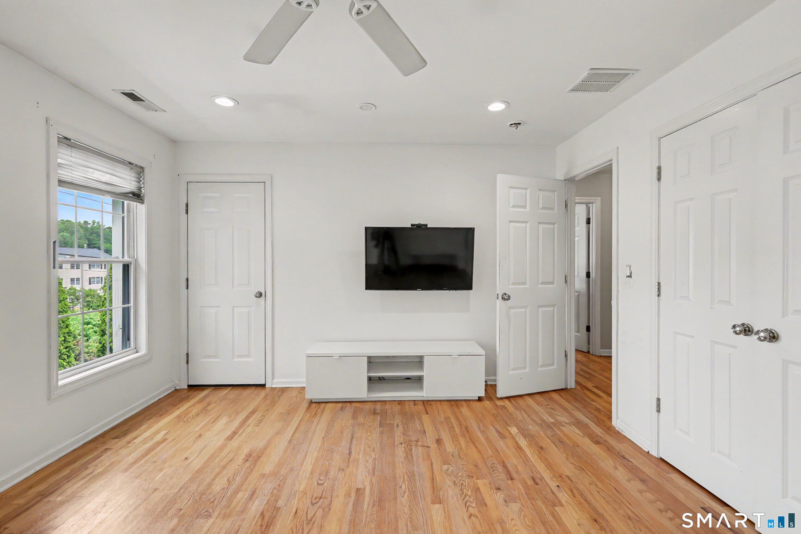 67 Summit Street Derby CT 06418