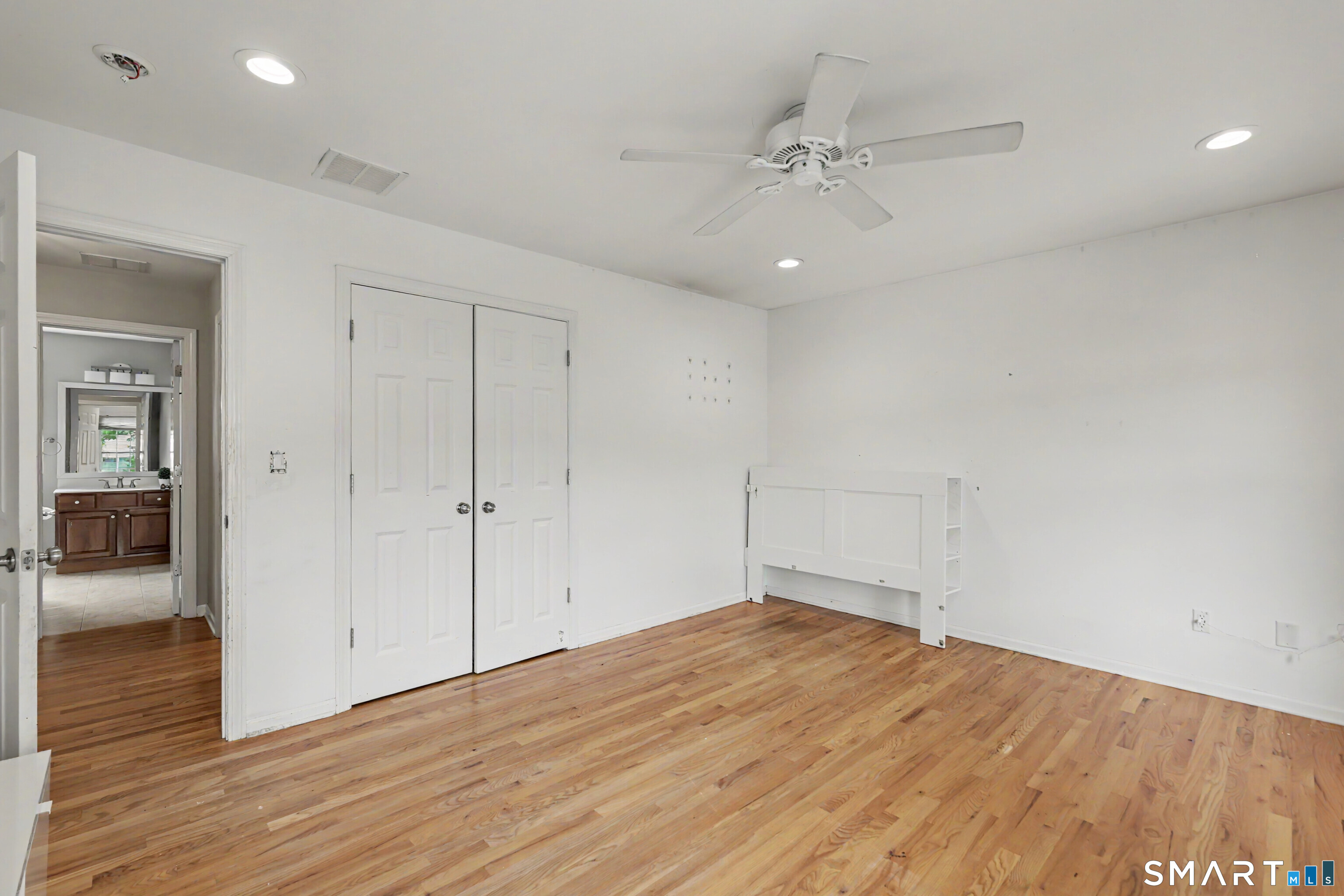 67 Summit Street Derby CT 06418