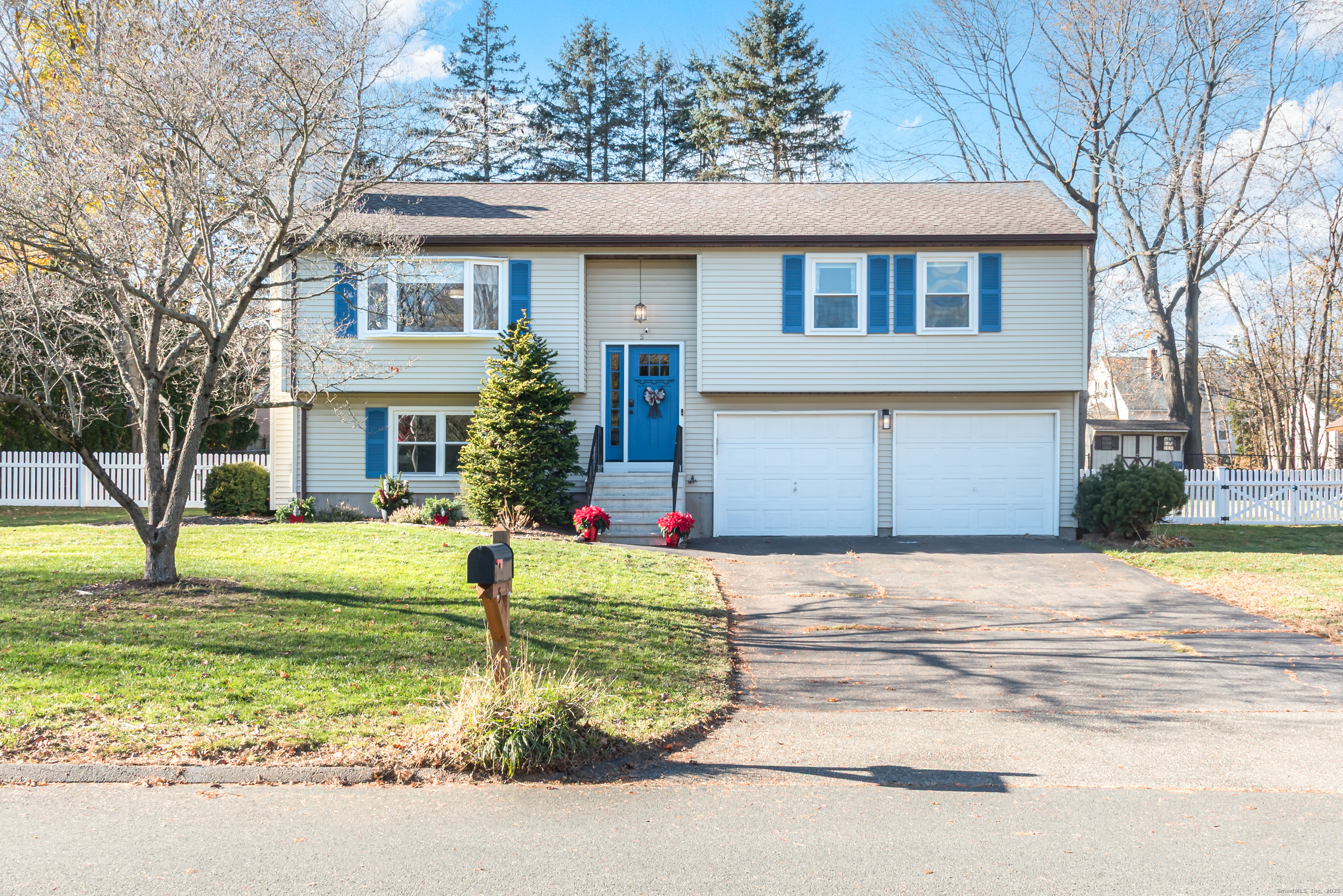 5 Palmer Circle Cromwell CT 06416