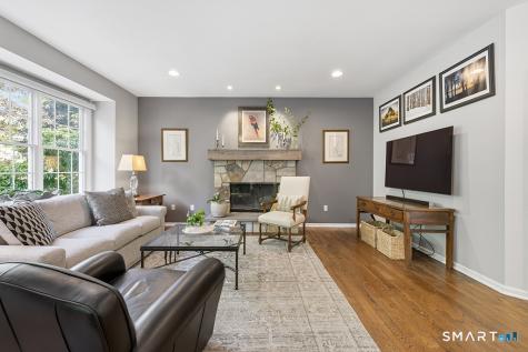35 Lilac Lane Danbury CT 06810