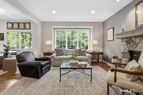 35 Lilac Lane Danbury CT 06810