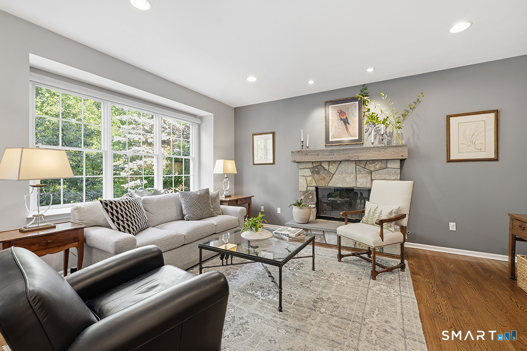 35 Lilac Lane Danbury CT 06810