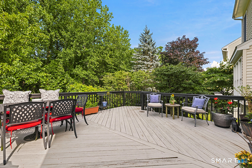 35 Lilac Lane Danbury CT 06810
