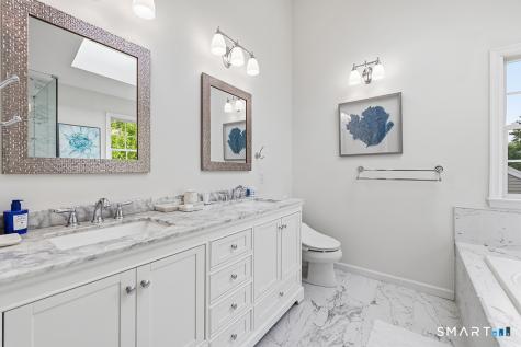 35 Lilac Lane Danbury CT 06810