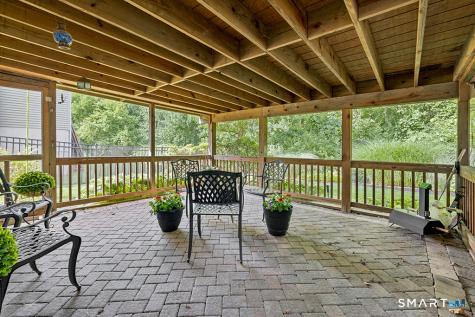 35 Lilac Lane Danbury CT 06810