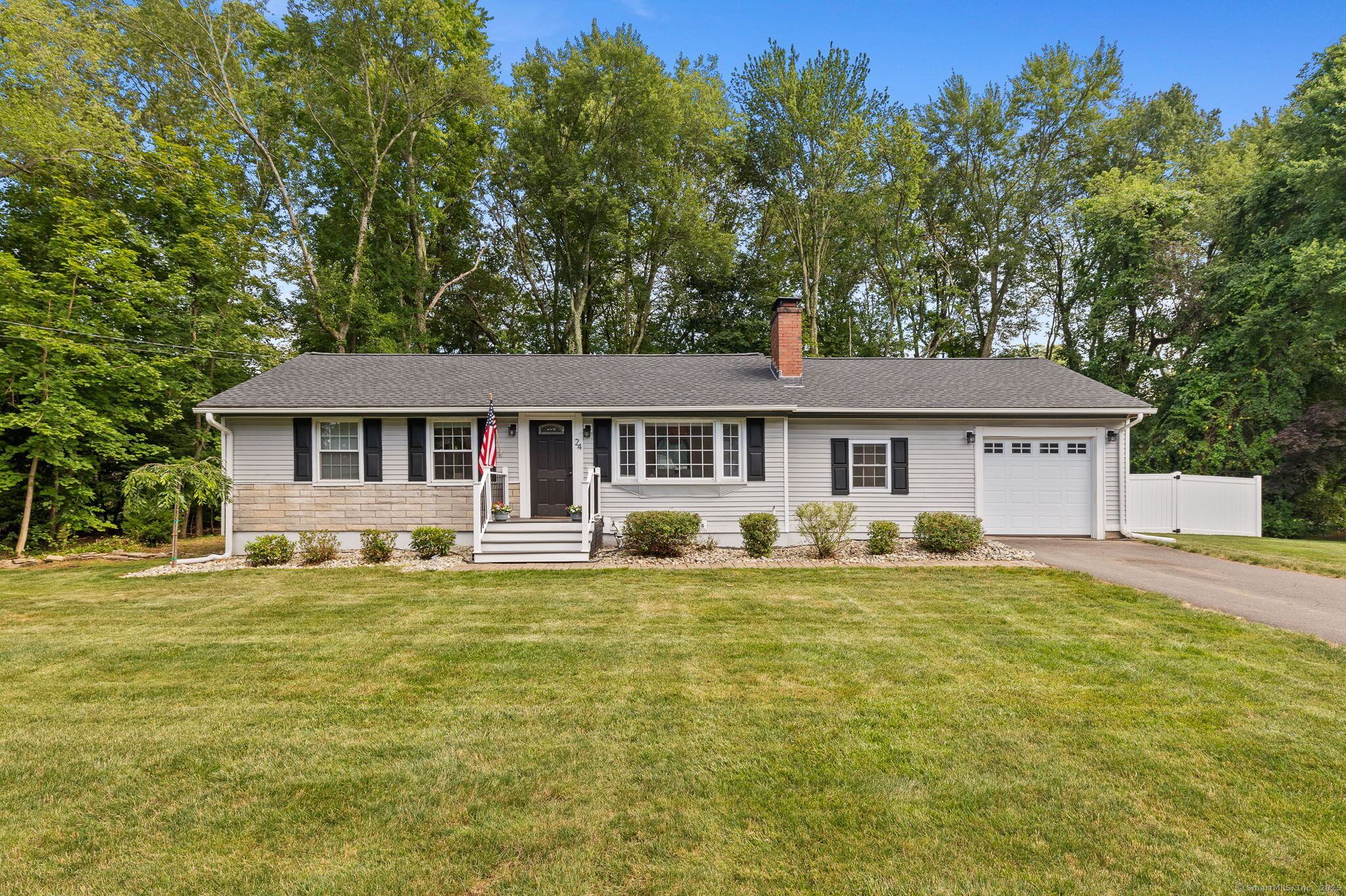24 Wapping Wood Road Ellington CT 06029