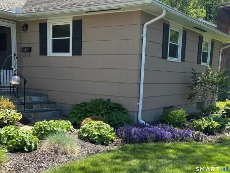 83 Northbrook Drive West Hartford CT 06117