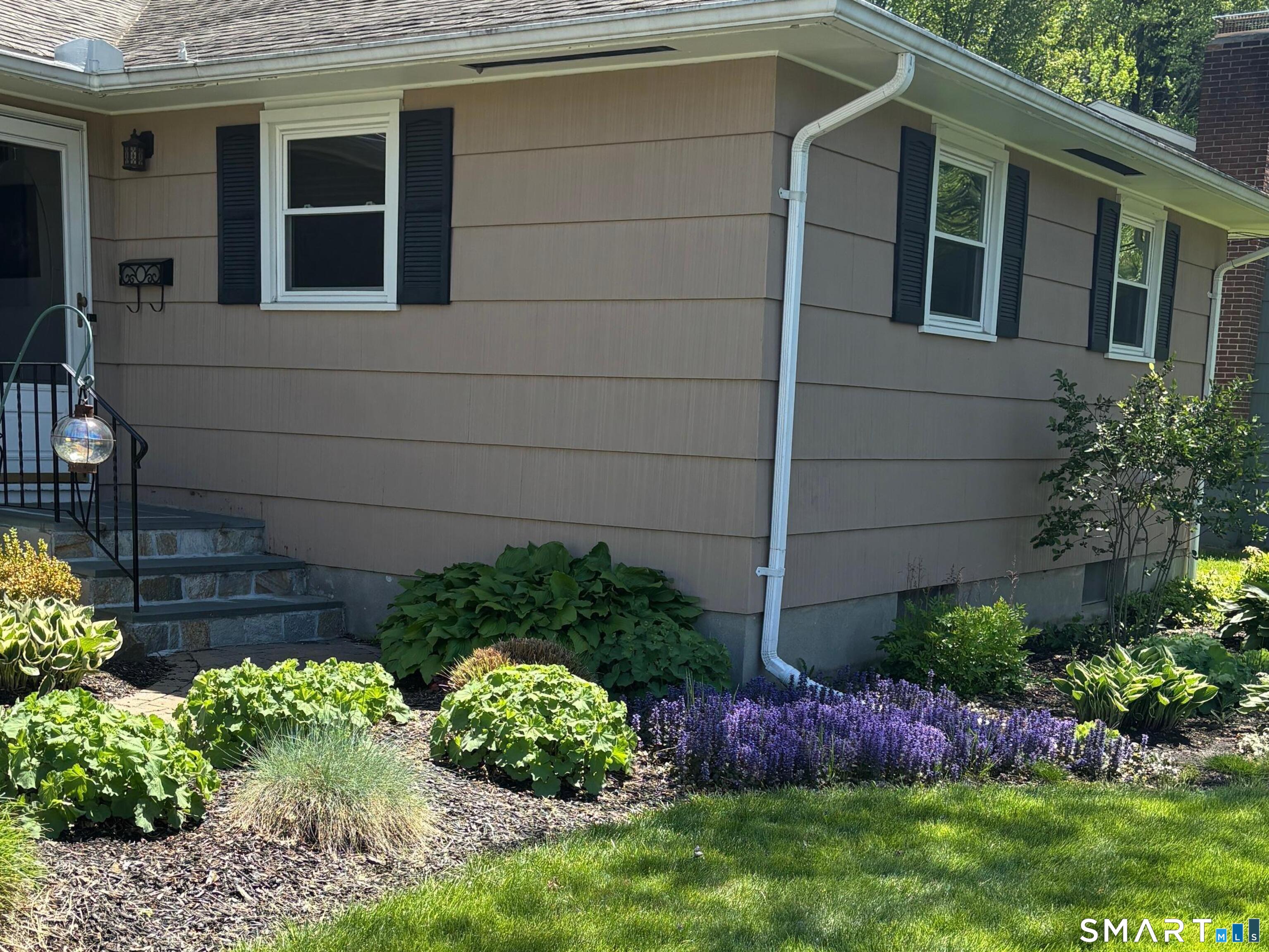 83 Northbrook Drive West Hartford CT 06117