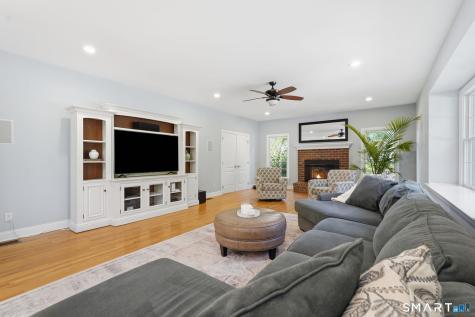 5 Quarterhorse Drive Ellington CT 06029