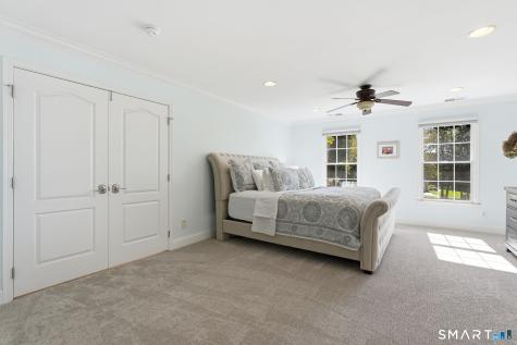 5 Quarterhorse Drive Ellington CT 06029