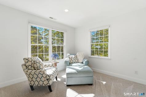 5 Quarterhorse Drive Ellington CT 06029