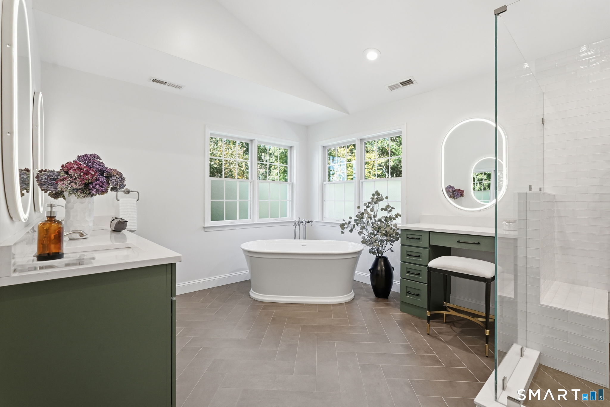 5 Quarterhorse Drive Ellington CT 06029