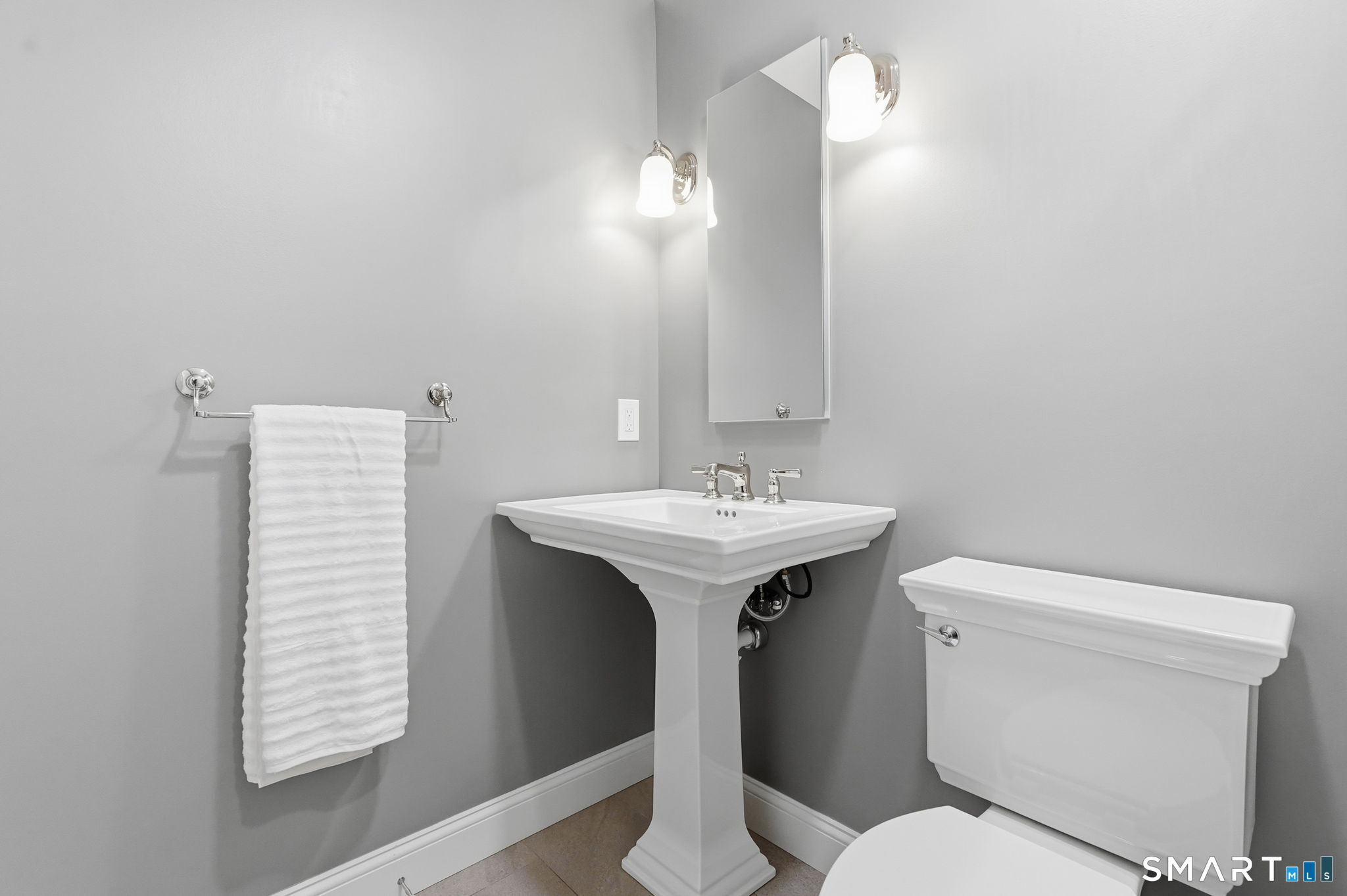 5 Quarterhorse Drive Ellington CT 06029