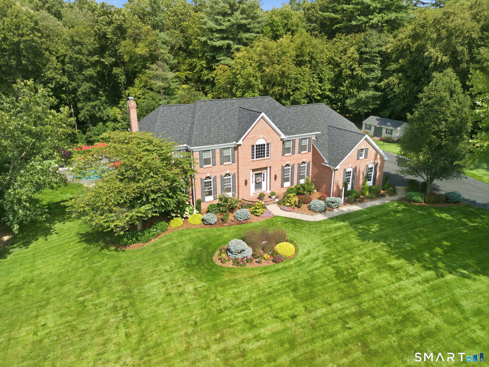 5 Quarterhorse Drive Ellington CT 06029