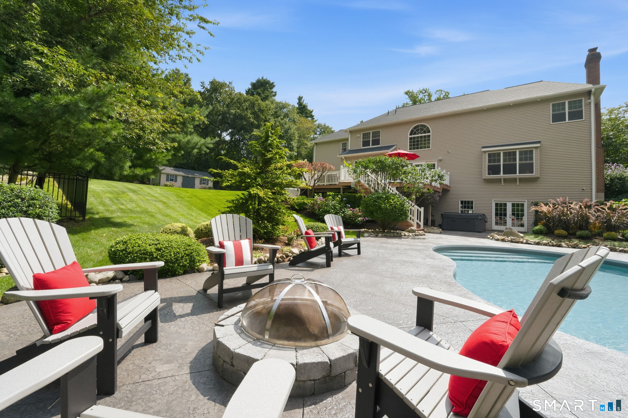 5 Quarterhorse Drive Ellington CT 06029