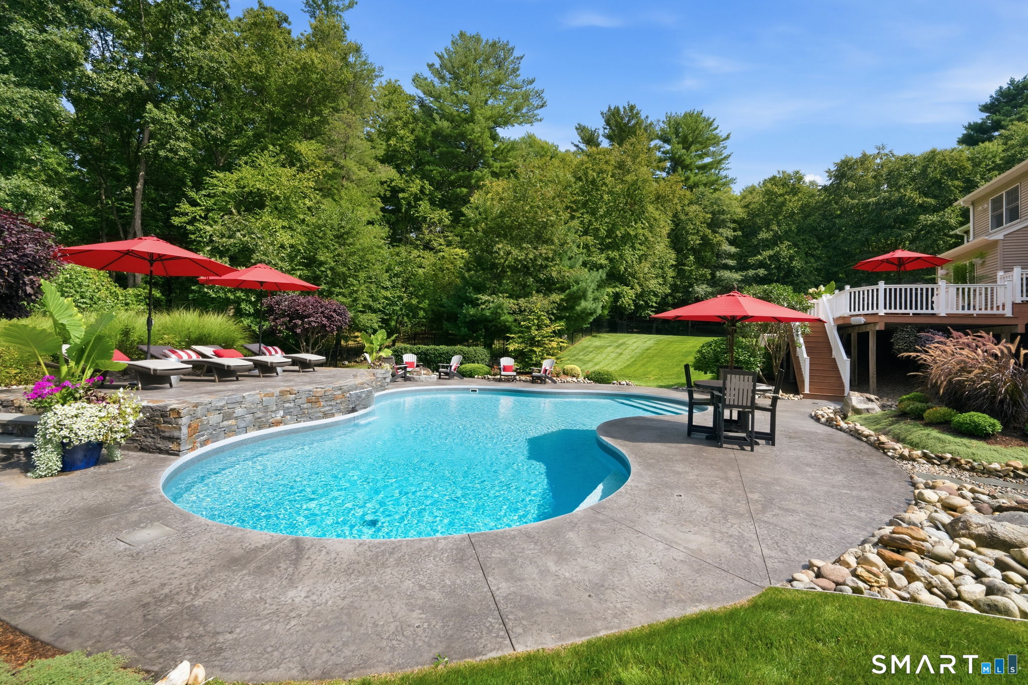 5 Quarterhorse Drive Ellington CT 06029