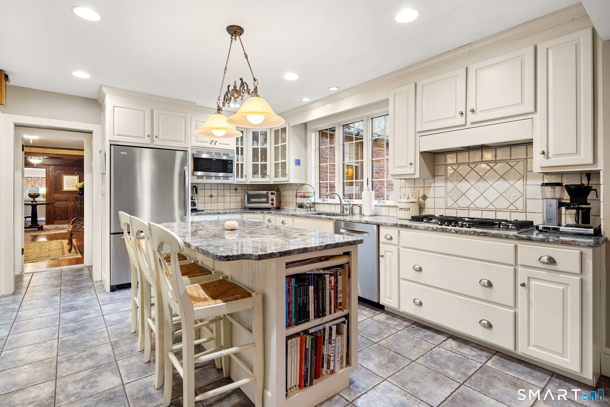 1844 Albany Avenue West Hartford CT 06117