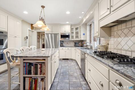1844 Albany Avenue West Hartford CT 06117