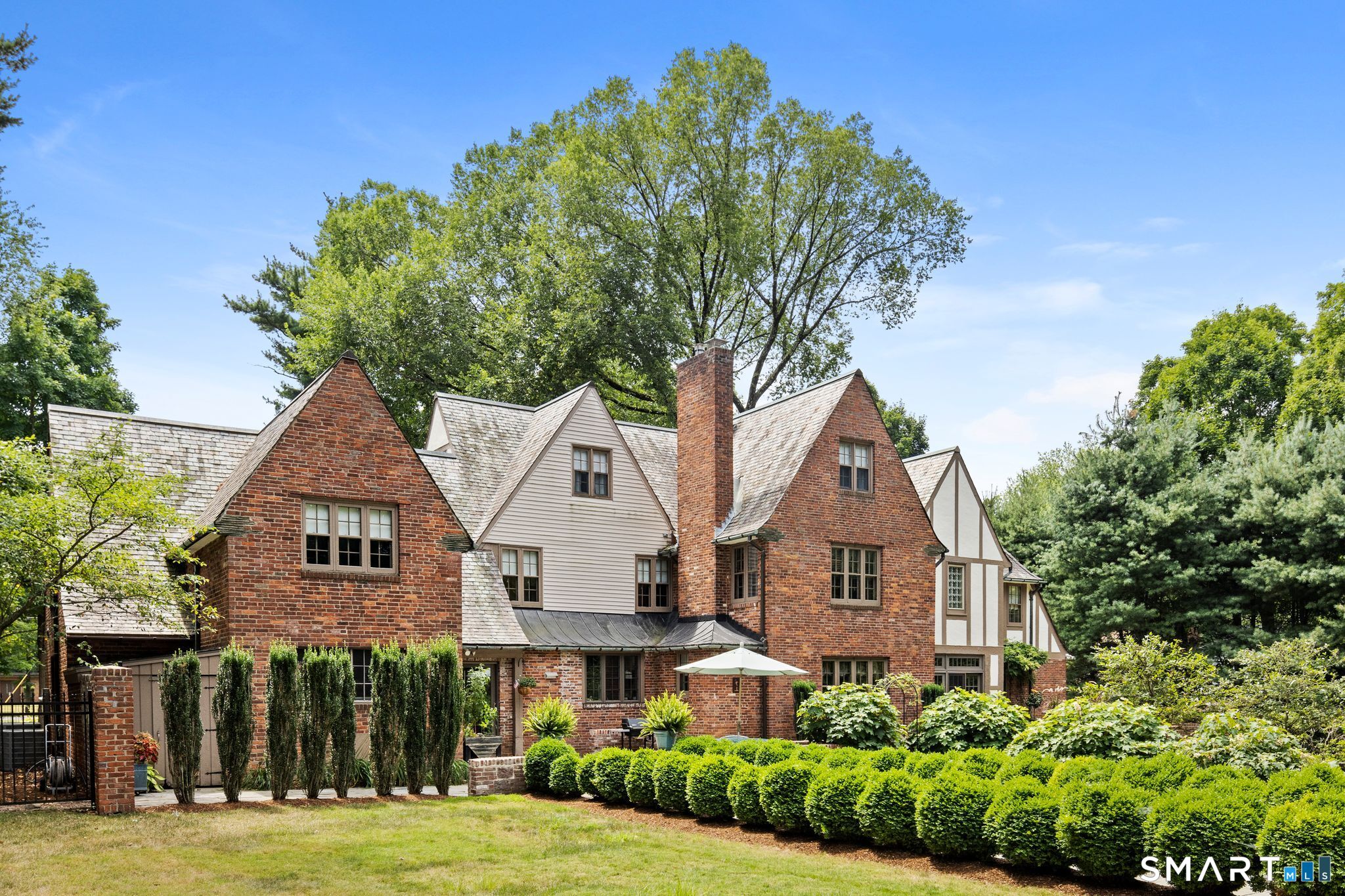 1844 Albany Avenue West Hartford CT 06117