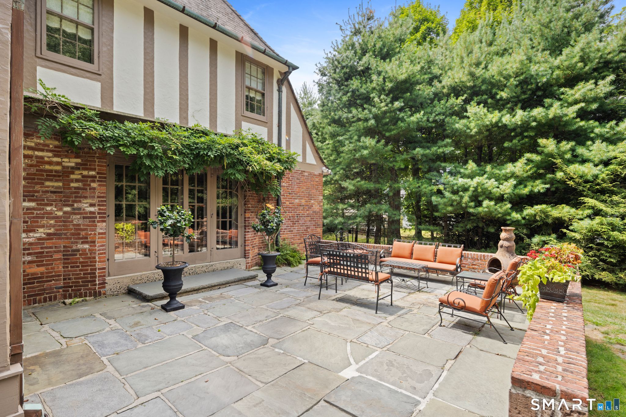 1844 Albany Avenue West Hartford CT 06117