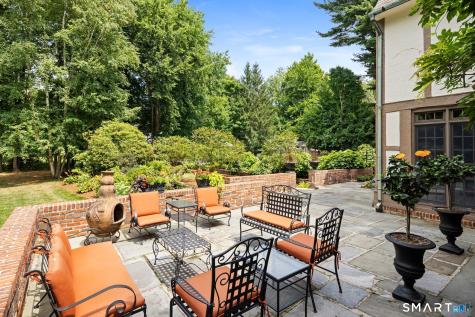 1844 Albany Avenue West Hartford CT 06117