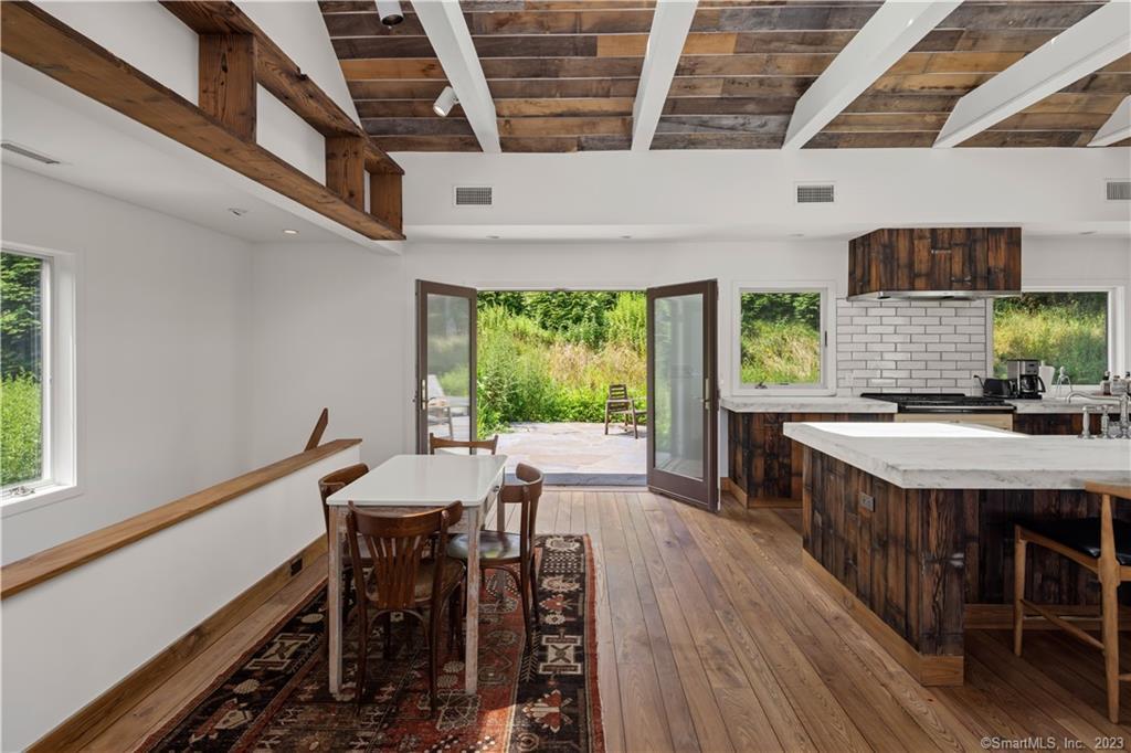 4 Good Hill Road Weston CT 06883