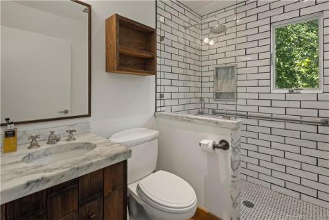 4 Good Hill Road Weston CT 06883
