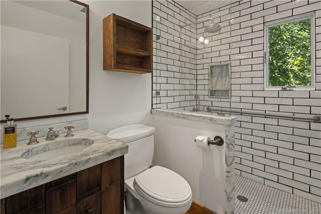 4 Good Hill Road Weston CT 06883