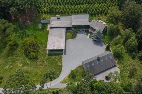4 Good Hill Road Weston CT 06883